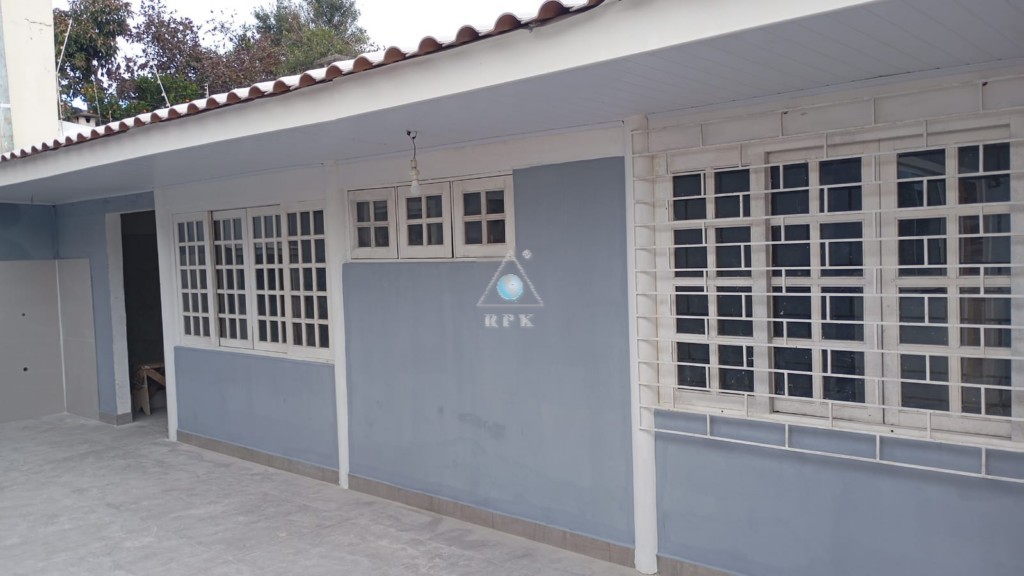Residência para locacao no Bairro Alto em Curitiba com 200m² por R$ 4.375,00