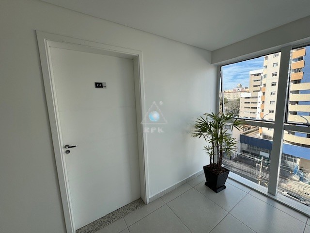 Sala Comercial para locacao no Centro em Curitiba com 45m² por R$ 2.500,00