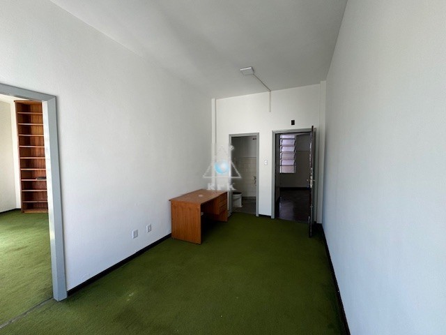 Conjunto Comercial para locacao no Centro em Curitiba com 37m² por R$ 1.625,00