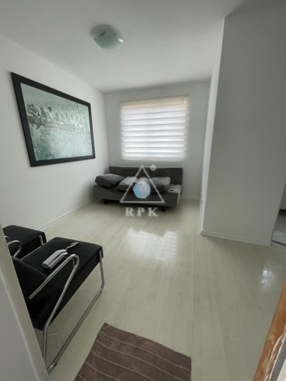 Apartamento para venda no Cristo Rei em Curitiba com 55m² por R$ 300.000,00