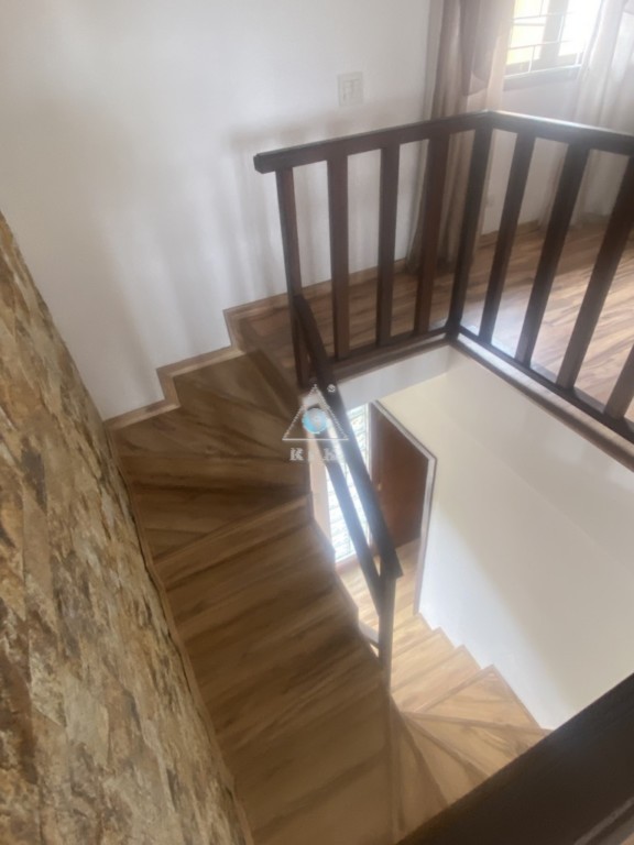 Residência para locacao no Fanny em Curitiba com 90m² por R$ 4.375,00