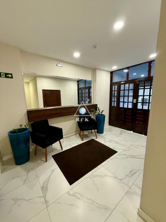 Apartamento para locacao no Centro em Curitiba com 50m² por R$ 2.500,00