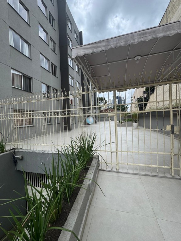 Apartamento para locacao no Bigorrilho em Curitiba com 80m² por R$ 2.875,00