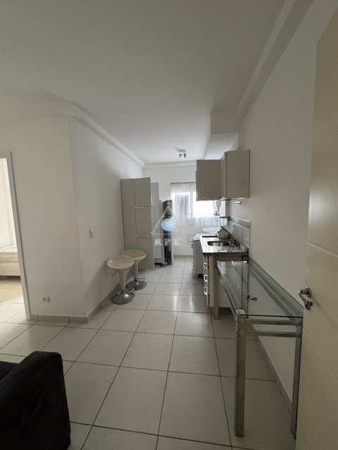 Apartamento para locacao no Reboucas em Curitiba com 60m² por R$ 2.187,50