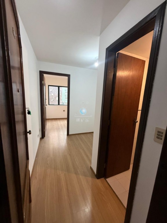 Sala Comercial para locacao no Centro em Curitiba com 27m² por R$ 1.375,00