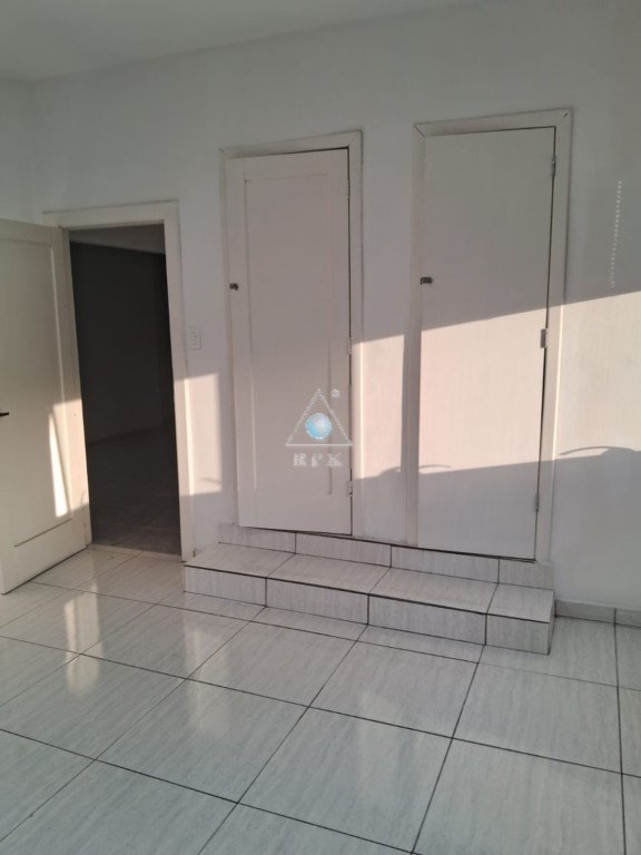 Conjunto Comercial para venda no Centro em Curitiba com 70m² por R$ 180.000,00