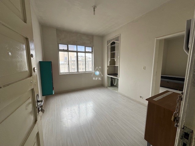 Apartamento para venda no Centro em Curitiba com 52m² por R$ 275.000,00