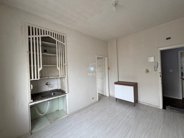 Apartamento para venda no Centro em Curitiba com 52m² por R$ 275.000,00