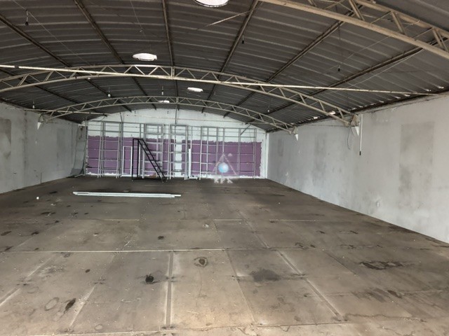 Barracão para locacao no Hauer em Curitiba com 740m² por R$ 22.500,00