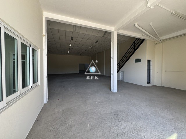 Barracão para locacao no Boqueirao em Curitiba com 600m² por R$ 20.000,00