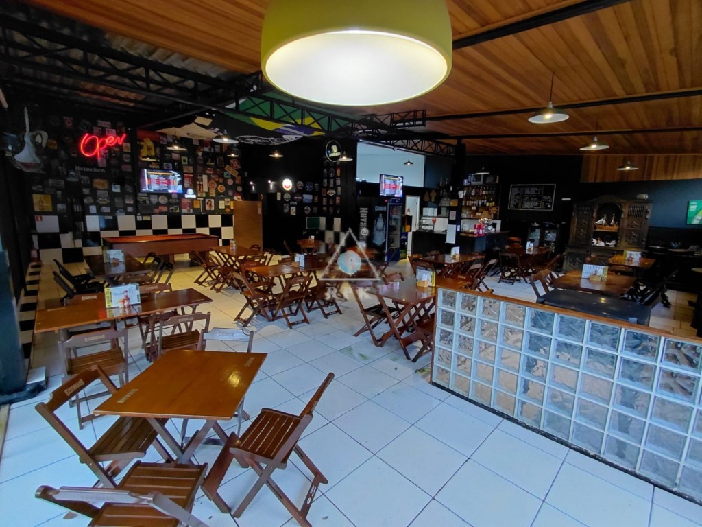 Loja para locacao no Hauer em Curitiba com 215m² por R$ 8.125,00