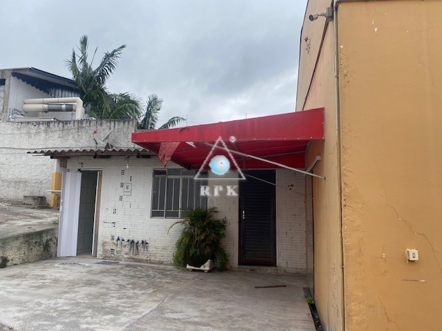 Barracão para locacao no Uberaba em Curitiba com 150m² por R$ 7.250,00