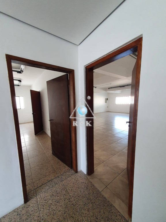 Conjunto Comercial para locacao no Reboucas em Curitiba com 200m² por R$ 5.625,00