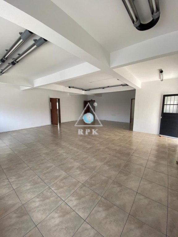 Conjunto Comercial para locacao no Reboucas em Curitiba com 200m² por R$ 6.625,00