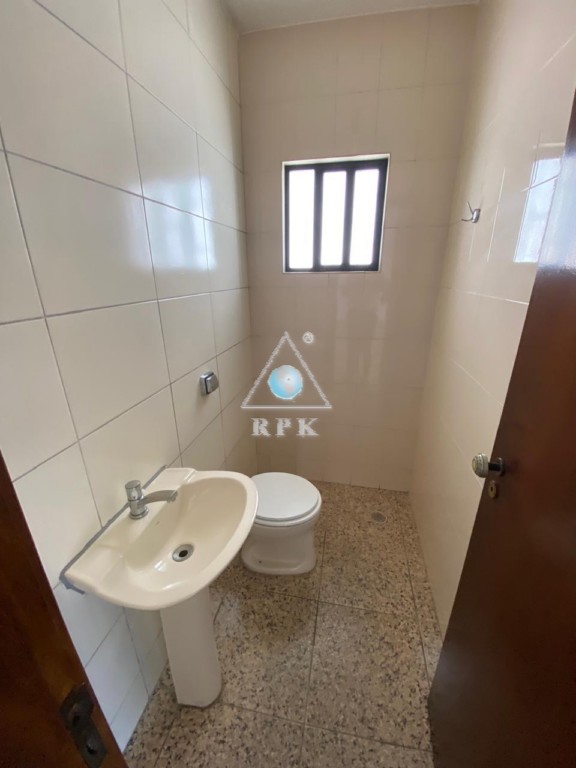 Sala Comercial para locacao no Reboucas em Curitiba com 200m² por R$ 6.625,00