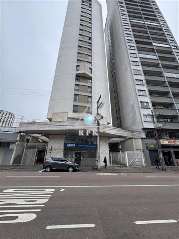 Apartamento para locacao no Centro em Curitiba com 107m² por R$ 3.750,00