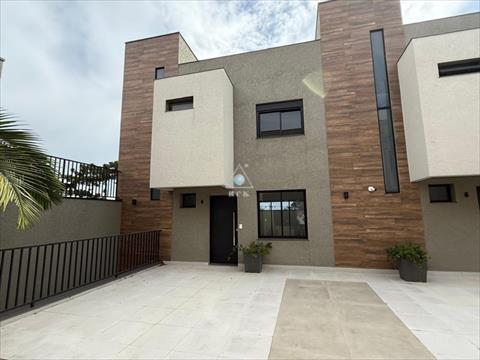 Sobrado para venda no Pilarzinho em Curitiba com 173m² por R$ 980.000,00