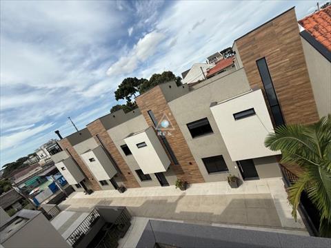 Sobrado para venda no Pilarzinho em Curitiba com 173m² por R$ 970.000,00