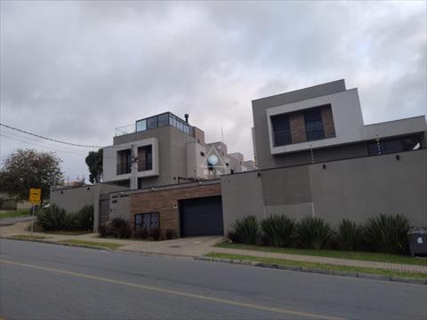 Sobrado para venda no Pilarzinho em Curitiba com 173m² por R$ 970.000,00