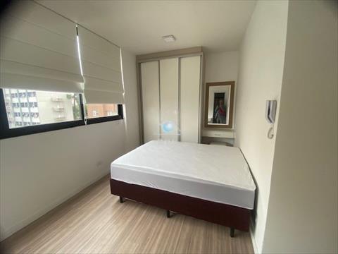 Apartamento para locacao no Agua Verde em Curitiba com 25m² por R$ 2.312,50