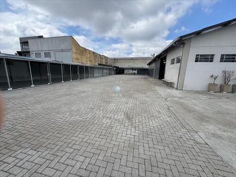 Barracão para locacao no Boqueirao em Curitiba com 1.508m² por R$ 40.000,00