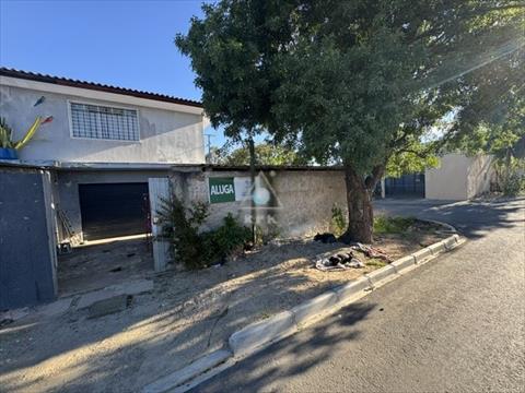 Loja para locacao no Quississana em Sao Jose dos Pinhais com 96m² por R$ 1.500,00