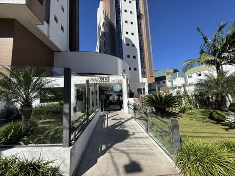 Apartamento para locacao no Juveve em Curitiba com 39,85m² por R$ 3.125,00