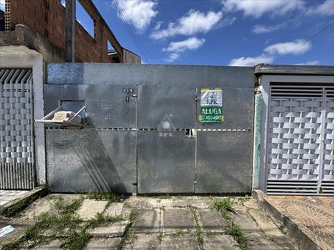 Residência para locacao no Tatuquara em Curitiba com 68m² por R$ 1.625,00