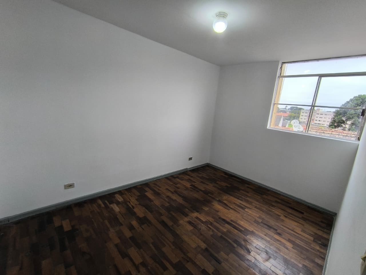 Apartamento para alugar em Reboucas, Curitiba — Portal Chave Fácil
