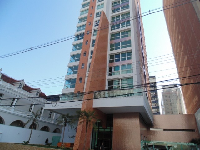 Apartamento para alugar em Centro, Curitiba — Portal Chave Fácil