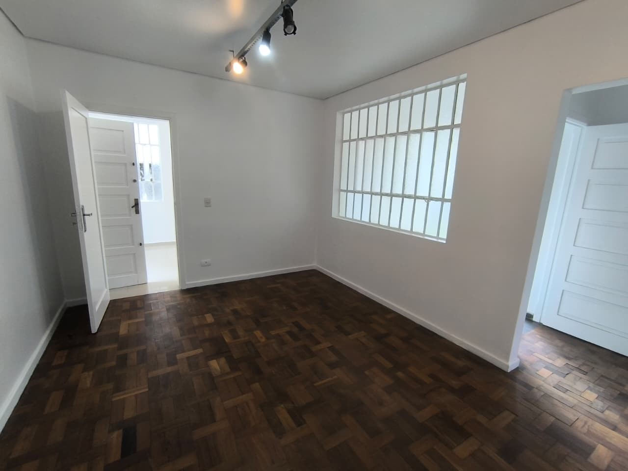 Sala/Conjunto Comercial para alugar em Bigorrilho, Curitiba — Portal Chave Fácil