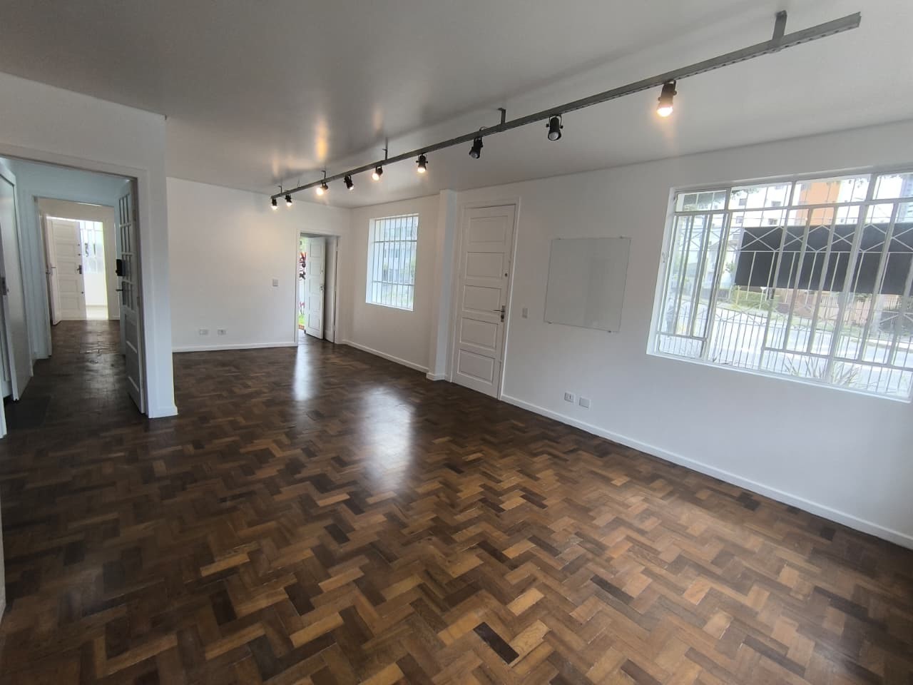 Sala/Conjunto Comercial para alugar em Bigorrilho, Curitiba — Portal Chave Fácil