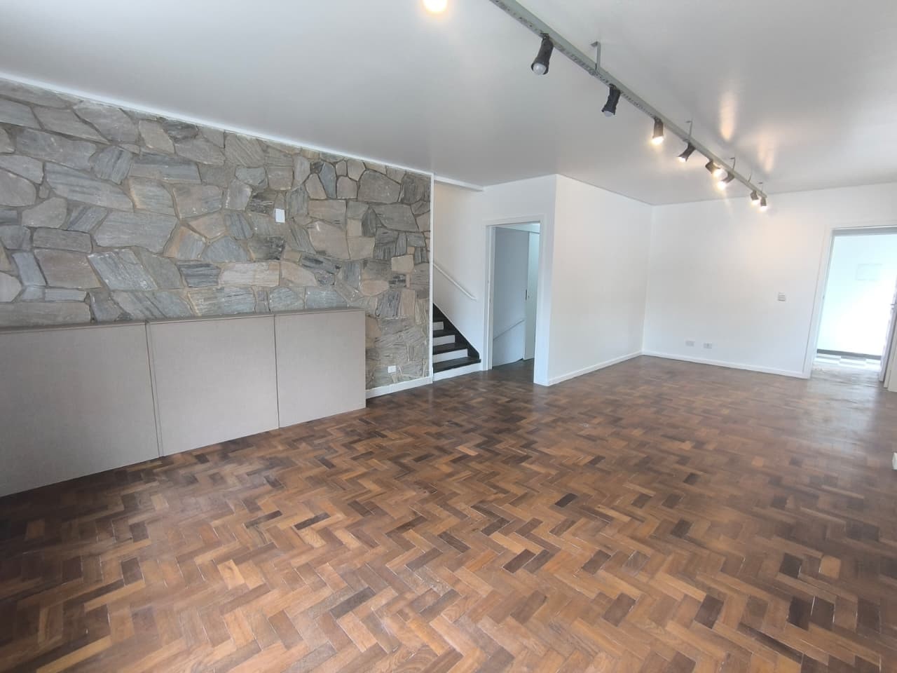 Sala/Conjunto Comercial para alugar em Bigorrilho, Curitiba — Portal Chave Fácil