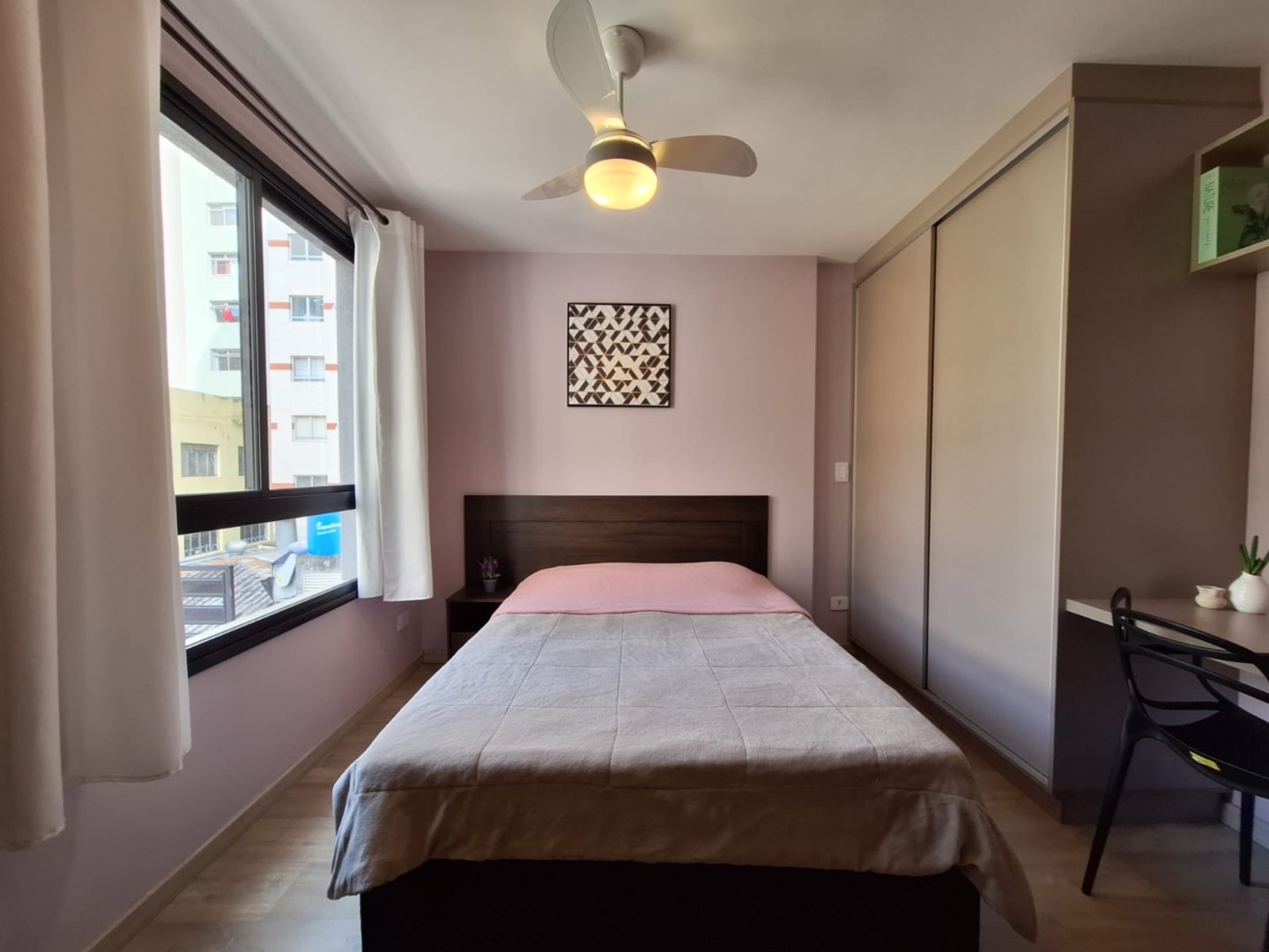 Apartamento para alugar em Centro, Curitiba — Portal Chave Fácil