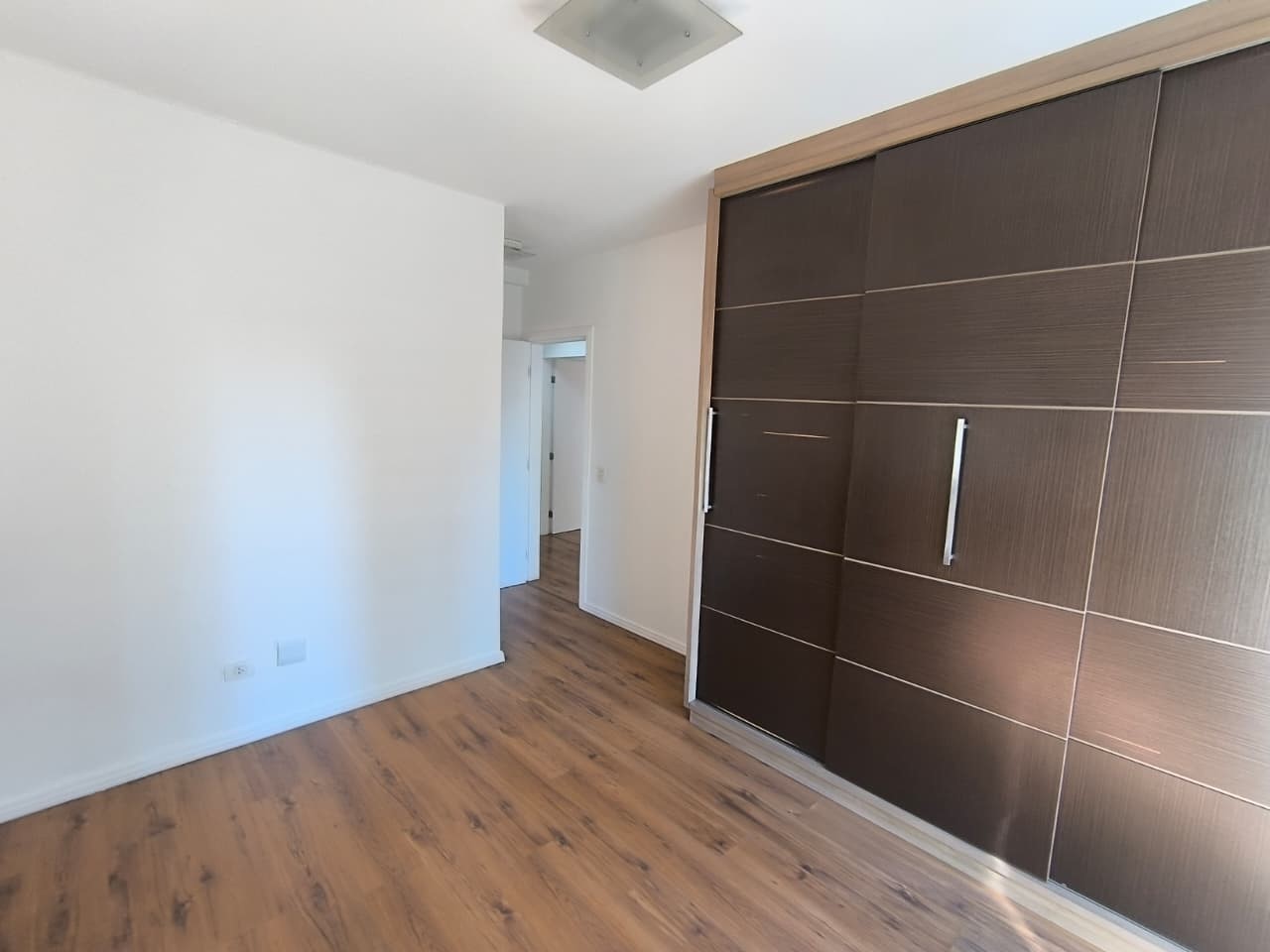 Apartamento para alugar em Centro, Curitiba — Portal Chave Fácil