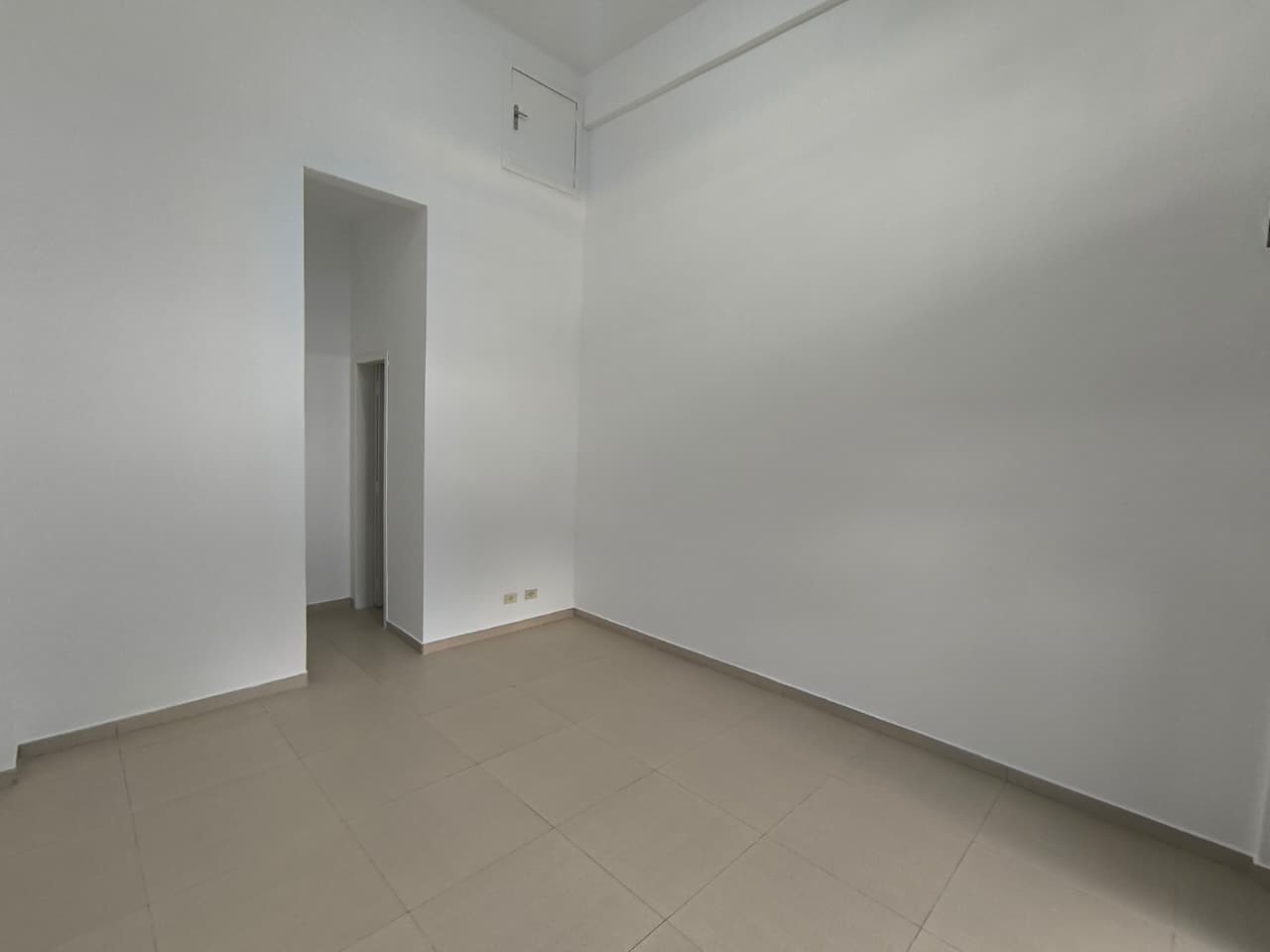 Casa para alugar em Vista Alegre, Curitiba — Portal Chave Fácil