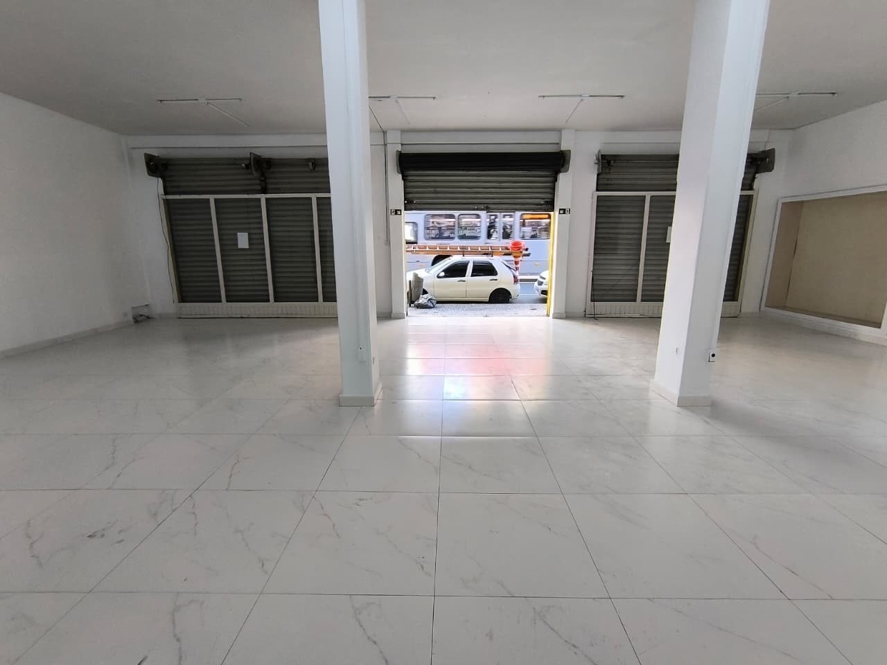 Ponto Comercial/Loja para alugar em Centro, Curitiba — Portal Chave Fácil