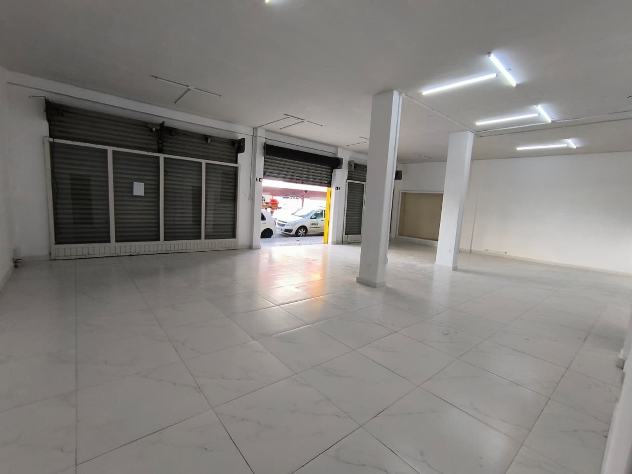 Ponto Comercial/Loja para alugar em Centro, Curitiba — Portal Chave Fácil