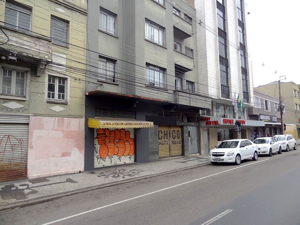 Casa para alugar em Centro, Curitiba — Portal Chave Fácil