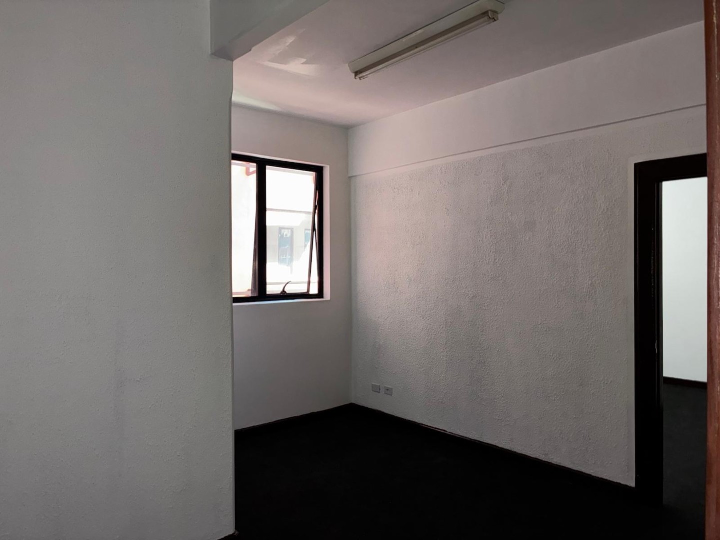 Sala/Conjunto Comercial à venda em Centro, Curitiba — Portal Chave Fácil