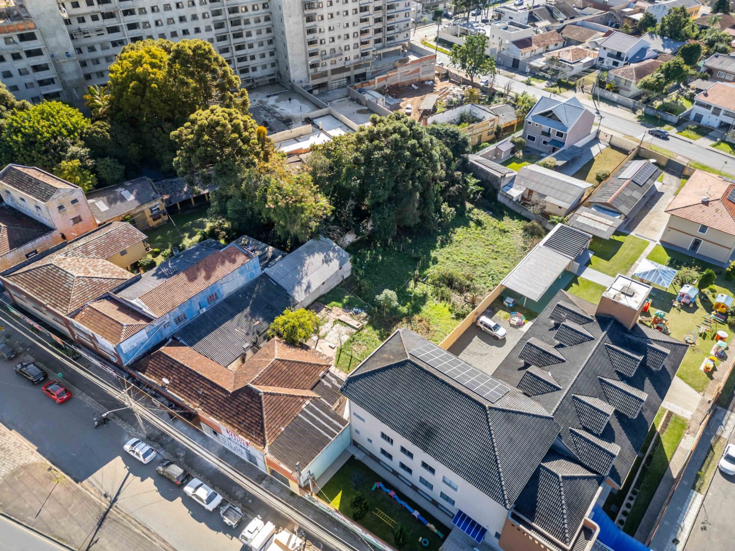 Terreno/Área à venda em Portao, Curitiba — Portal Chave Fácil