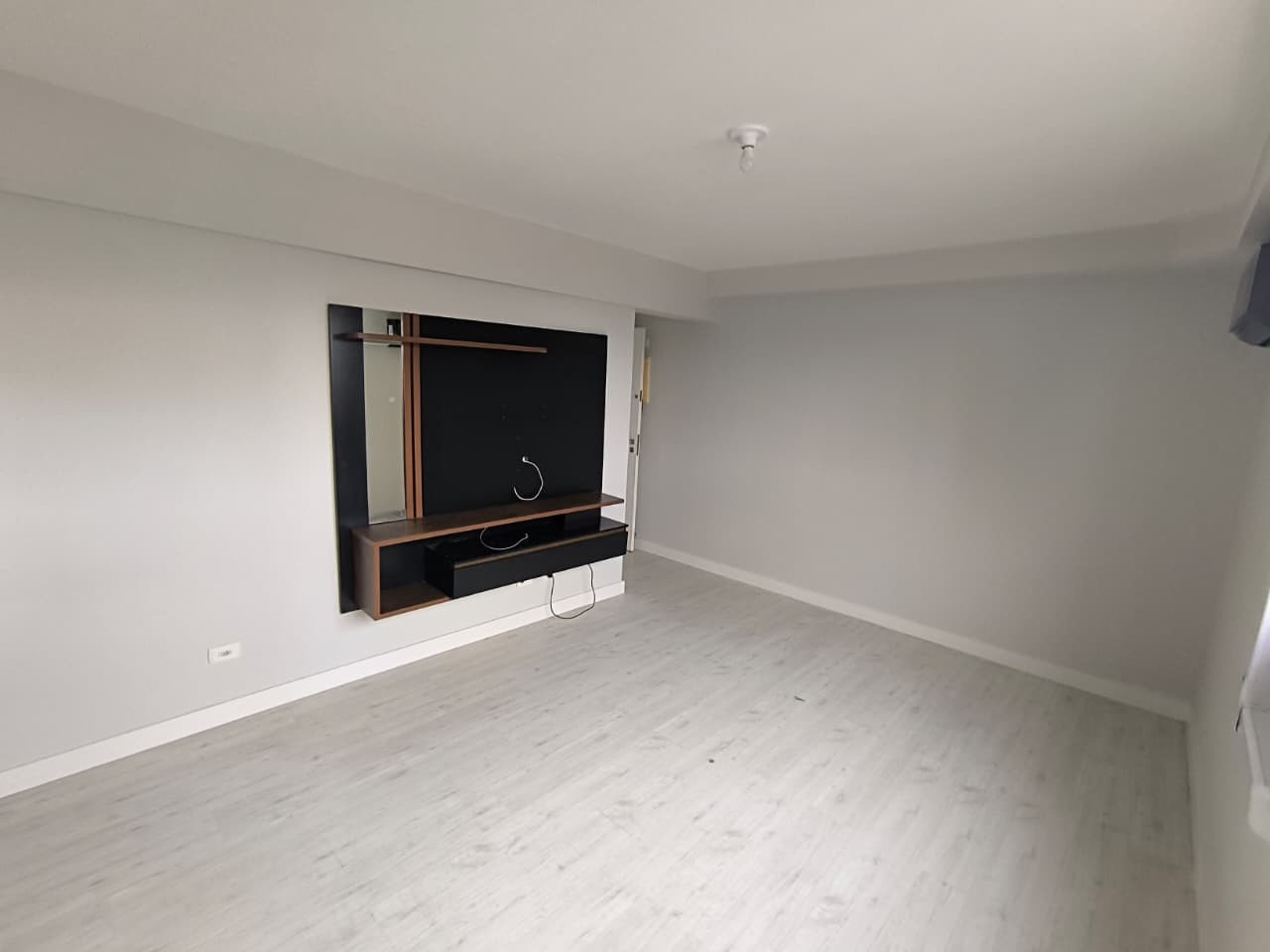 Apartamento para alugar em Reboucas, Curitiba — Portal Chave Fácil