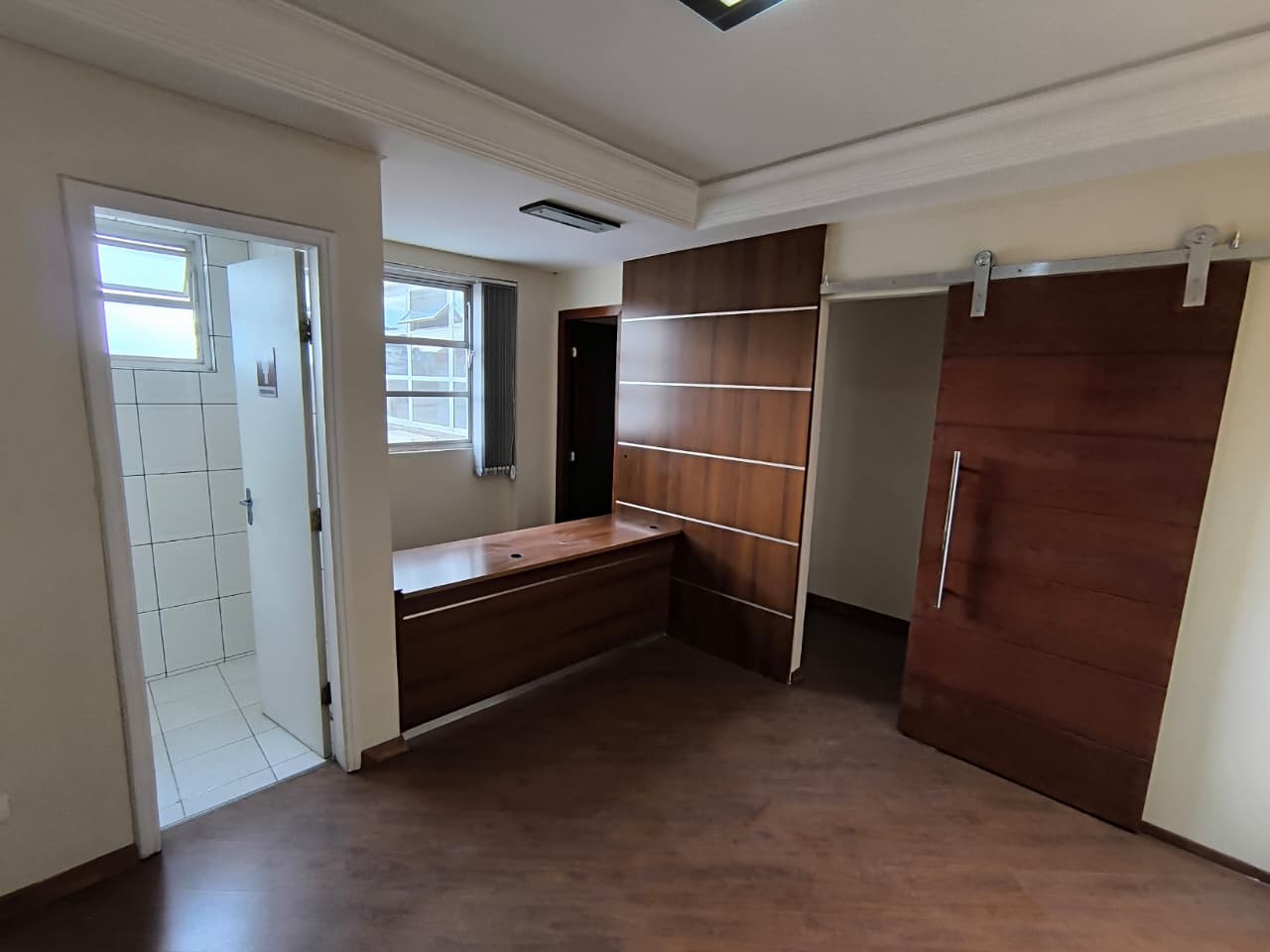 Sala/Conjunto Comercial para alugar em Centro, Curitiba — Portal Chave Fácil