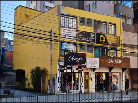 Conjunto Comercial para locacao no Agua Verde em Curitiba com 28,35m² por R$ 1.222,00