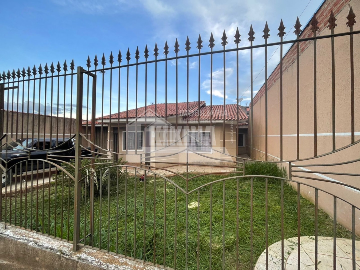 Casa à venda em Oficinas, Ponta Grossa — Portal Chave Fácil