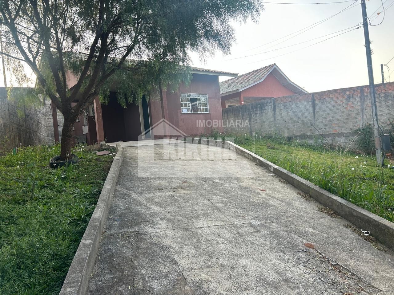 Casa à venda em Colonia Dona Luiza, Ponta Grossa — Portal Chave Fácil