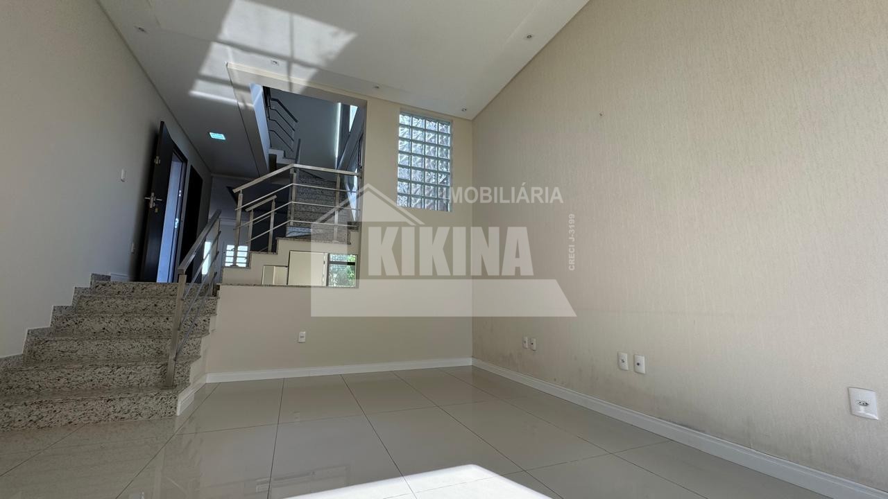 Casa para alugar em Colonia Dona Luiza, Ponta Grossa — Portal Chave Fácil