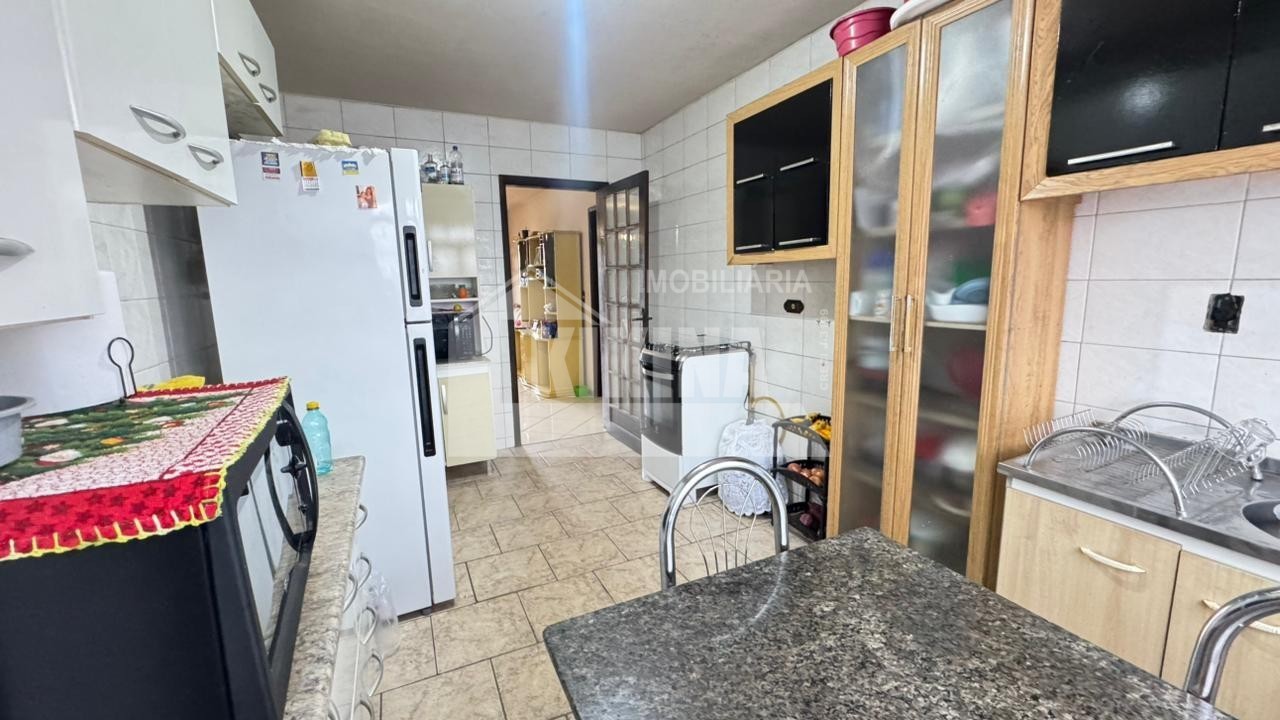 Casa à venda em Oficinas, Ponta Grossa — Portal Chave Fácil
