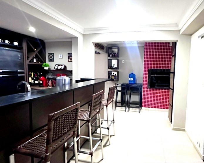 Casa à venda em Centro, Ponta Grossa — Portal Chave Fácil