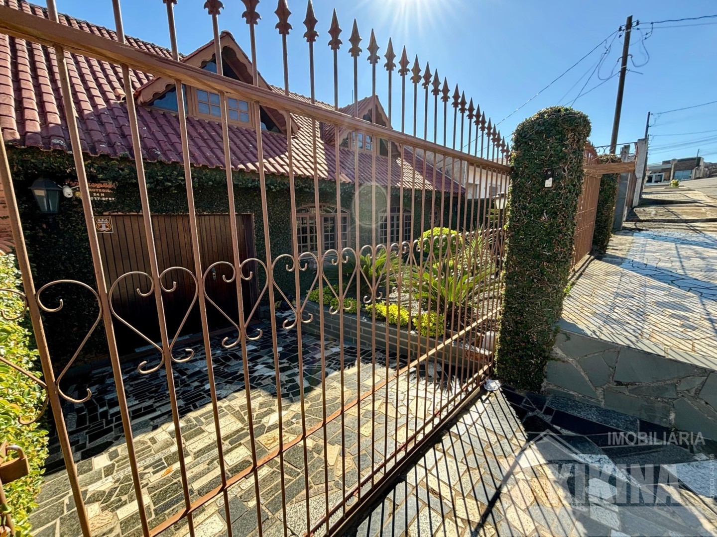 Casa à venda em Contorno, Ponta Grossa — Portal Chave Fácil